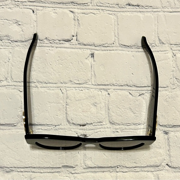 Like New Black Gucci GG Sunglasses (Size Large) - Picture 11 of 13